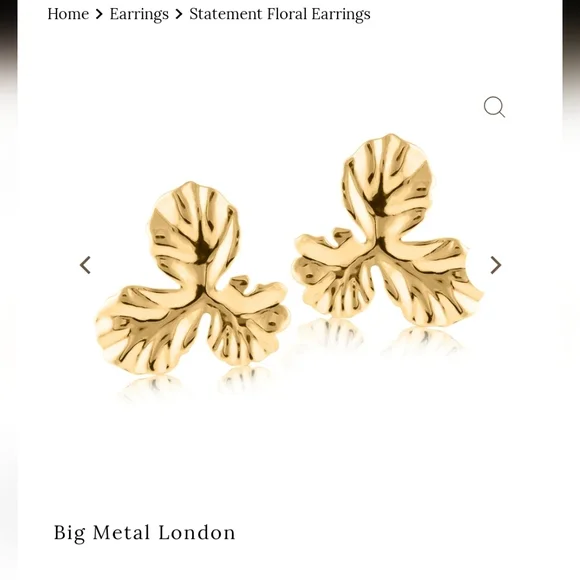 NWT gold plated clover leaf earrings Big Metal London Earrings, brand-new in box - Picture 5 of 12